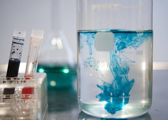 研究Desmodur W在耐磨地坪涂料中的作用